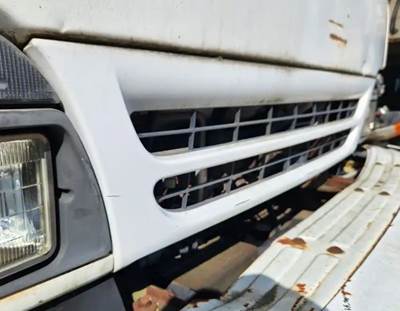 Chevrolet W3500 Grille