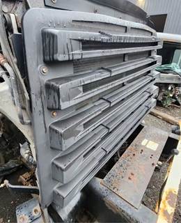 Freightliner 108SD Grille