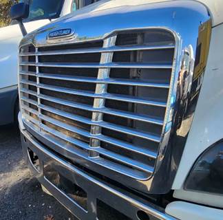 Freightliner Cascadia 113 Grille