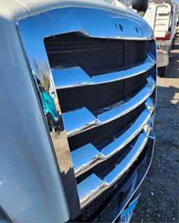 Freightliner Cascadia 126 Grille