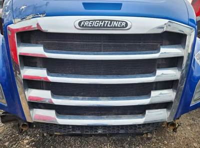 Freightliner Cascadia 126 Grille