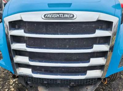 Freightliner Cascadia 126 Grille
