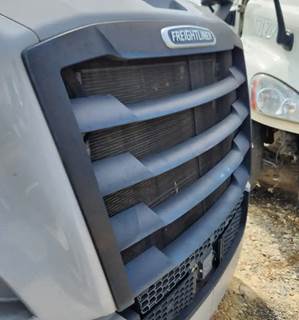 Used 2022 Freightliner Cascadia 126 Black Plastic Grille