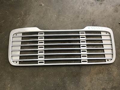 Freightliner M2 106 Grille