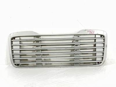 Freightliner M2 106 Grille