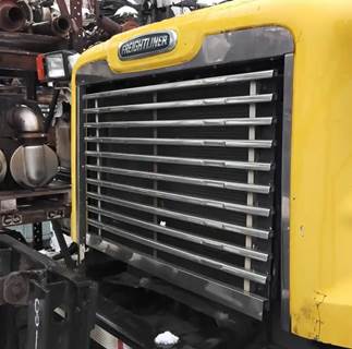 Freightliner M2 106 Grille for a 2011 Freightliner M2 106 Heavy Duty