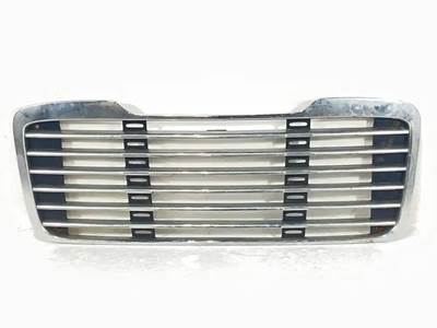 Freightliner M2 106 Grille