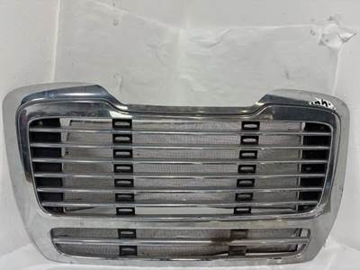 Used 2007 Freightliner M2 112 Medium Duty Chrome Plastic Grille 52.5" x 25.5"