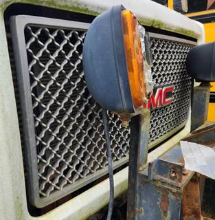 GMC C8500 Grille