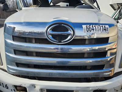 Hino 268 Grille