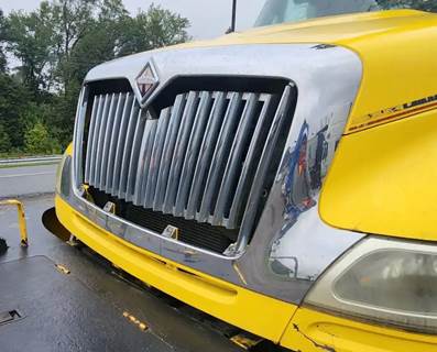 International 4400 Grille