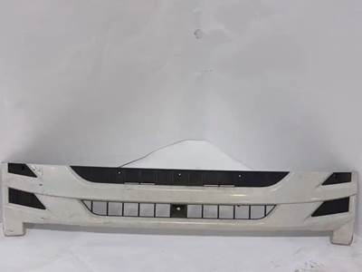 Used 2016 Isuzu NPR-XD Grille, Plastic, White & Black, 52 in x 9 in