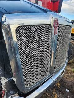 Kenworth T680 Grille