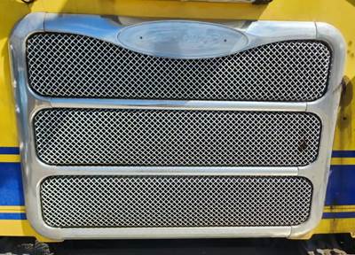 Pierce Arrow XT Grille