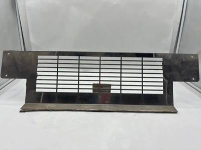 Sutphen Firetruck Grille