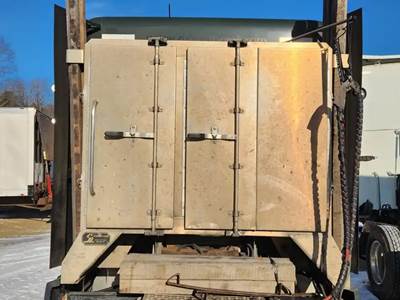 Sturdy-Lite Headache Rack for a 2023 Kenworth T680