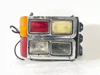 American LaFrance Eagle Headlight Assembly for a 2003 American La France Eagle