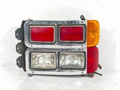 American LaFrance Eagle Headlight Assembly for a 2003 American La France Eagle