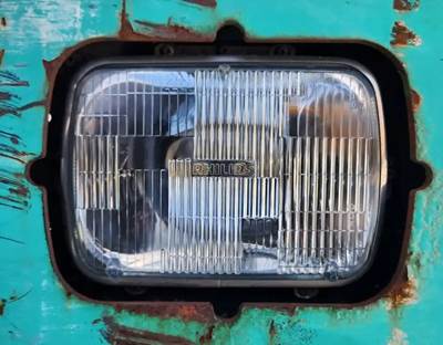 Autocar Xpert Headlight Assembly