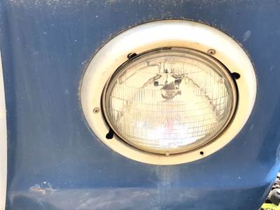 Ford LNT8000 Headlight Assembly
