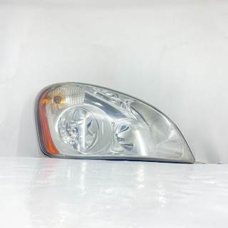 Freightliner Cascadia 125 Headlight Assembly
