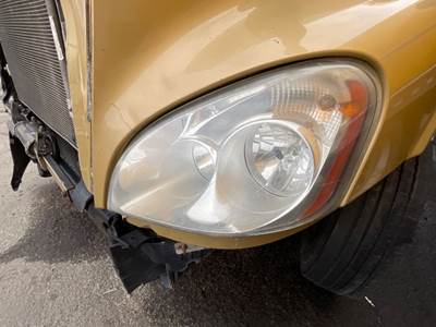 Freightliner Cascadia 125 Headlight Assembly