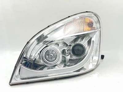Freightliner Cascadia 125 Headlight Assembly