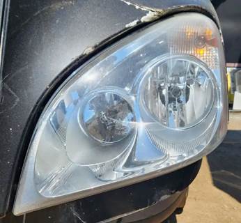 Freightliner Cascadia 125 Headlight Assembly