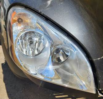 Freightliner Cascadia 125 Headlight Assembly