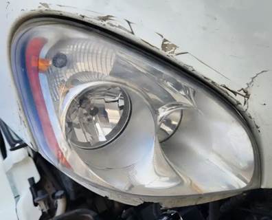 Freightliner Cascadia 125 Headlight Assembly