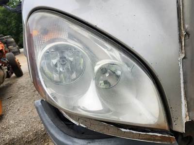 Freightliner Cascadia 125 Headlight Assembly