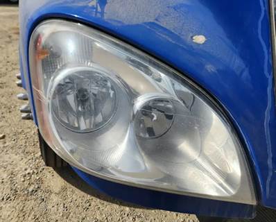 Freightliner Cascadia 125 Headlight Assembly