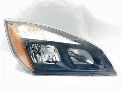 Freightliner Cascadia 126 Headlight Assembly