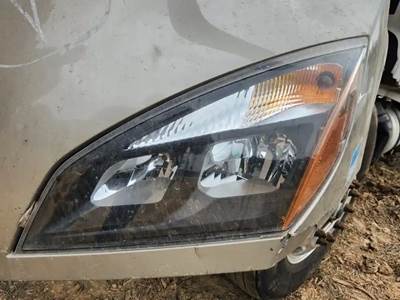 Freightliner Cascadia 126 Headlight Assembly