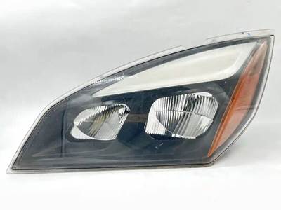 Freightliner Cascadia 126 Headlight Assembly