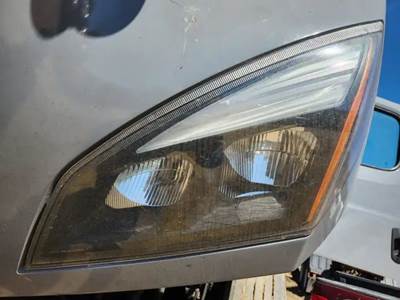 Freightliner Cascadia 126 Headlight Assembly