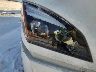 Freightliner Cascadia 126 Headlight Assembly