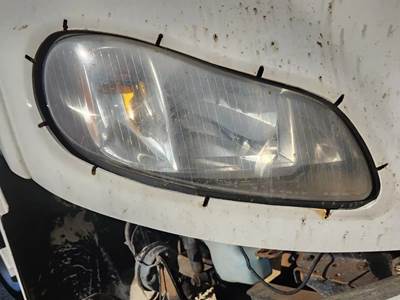 Freightliner M2 112 Headlight Assembly for a 2018 Freightliner M2 112 Medium Duty