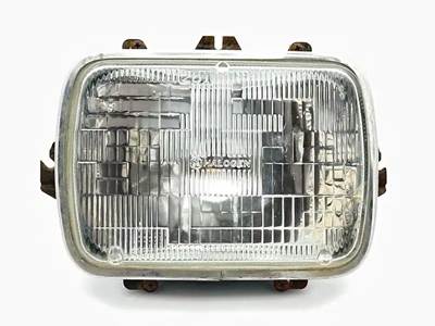 GMC C5500 Headlight Assembly