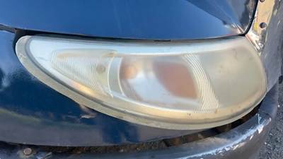 International 8600 Headlight Assembly