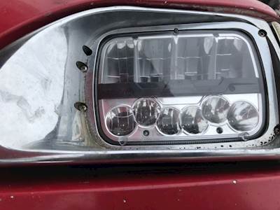 International 9200i Headlight Assembly