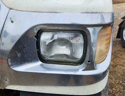 International 9900i Headlight Assembly