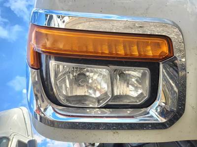 International HX520 Headlight Assembly
