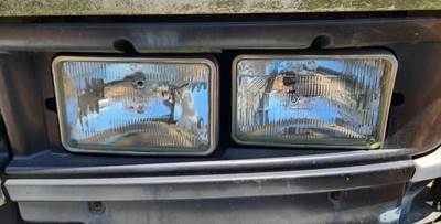 Isuzu FTR Headlight Assembly