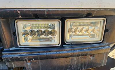Isuzu FTR Headlight Assembly