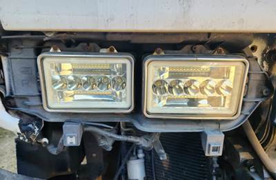 Isuzu FTR Headlight Assembly