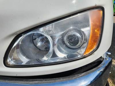 Kenworth T370 Headlight Assembly