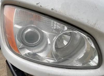 Kenworth T400 Headlight Assembly