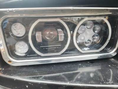 Kenworth T600 Headlight Assembly