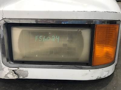 Mack CH612 Headlight Assembly